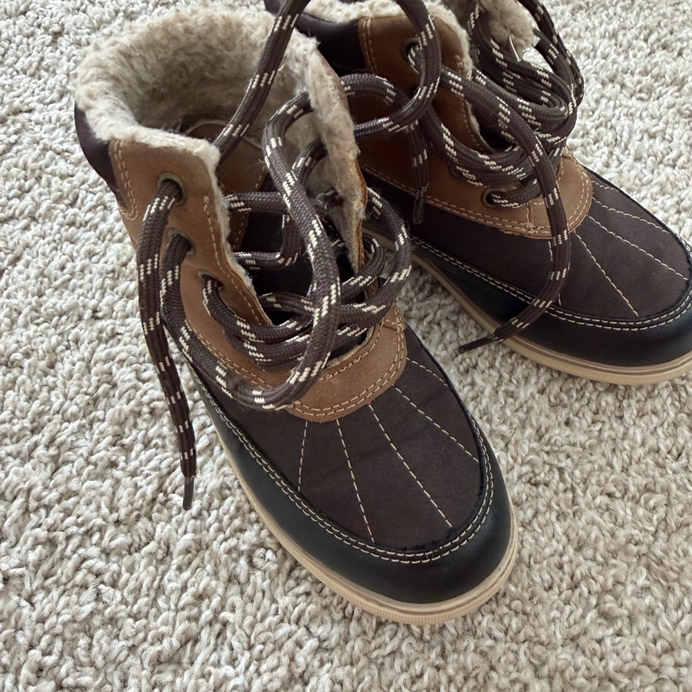 Maggy London Kids Boots in Brown and Black